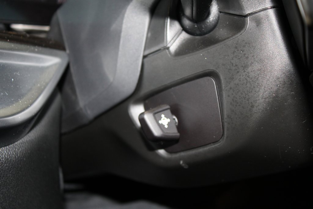 Used 2024 BMW X7 xDrive40i w/ M Sport Package image 13