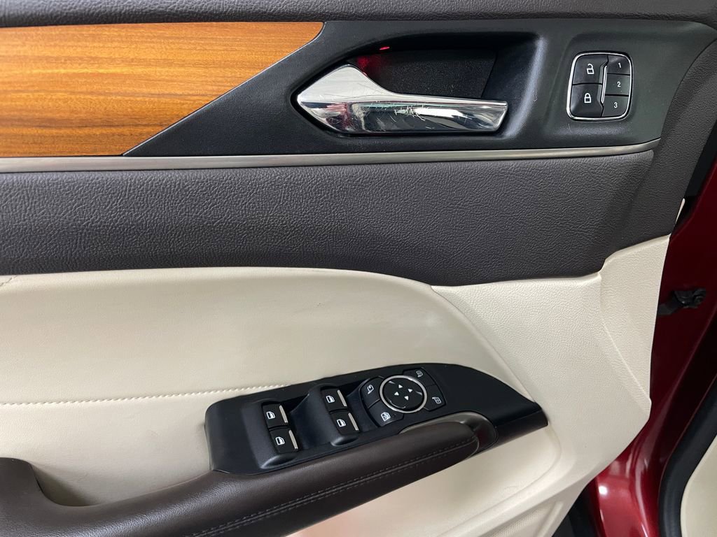 Used 2016 Lincoln MKC Reserve w/ Lincoln MKC Climate Package image 26