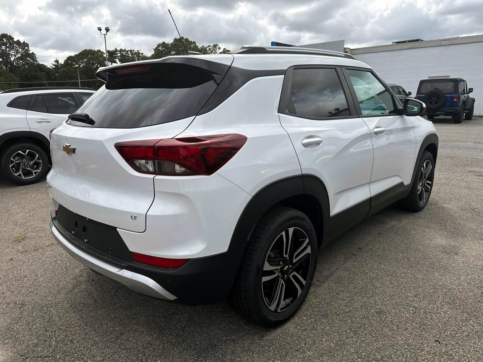 New 2026 Chevrolet TrailBlazer LT w/ Convenience Package image 3