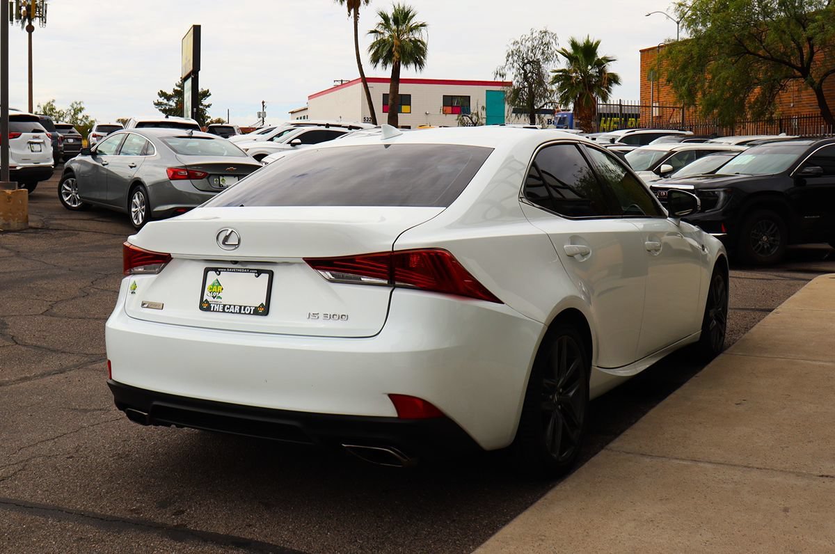 Used 2018 Lexus IS 300 F Sport w/ F Sport Package RWD image 13