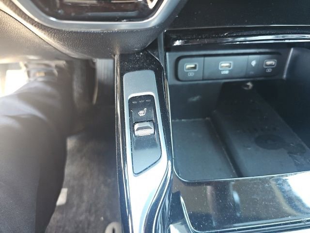 Used 2023 Kia Sorento SX AWD/4WD image 19