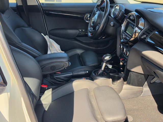Used 2019 MINI Cooper S FWD image 15