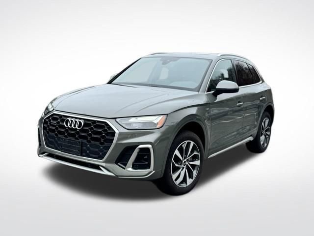 Certified 2023 Audi Q5 2.0T Premium w/ Convenience Package AWD/4WD image 4