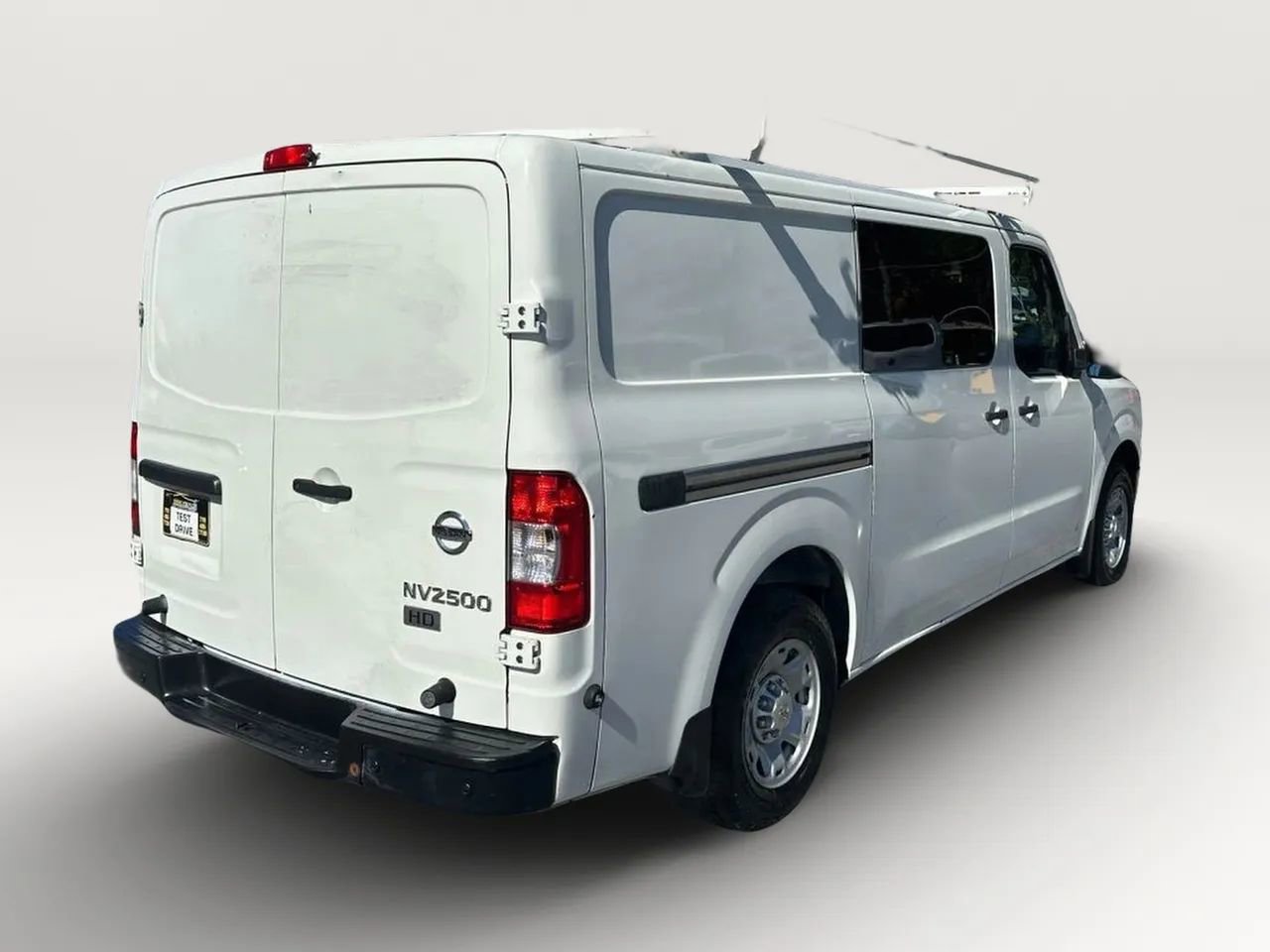 Used 2014 Nissan NV 2500 SV image 6