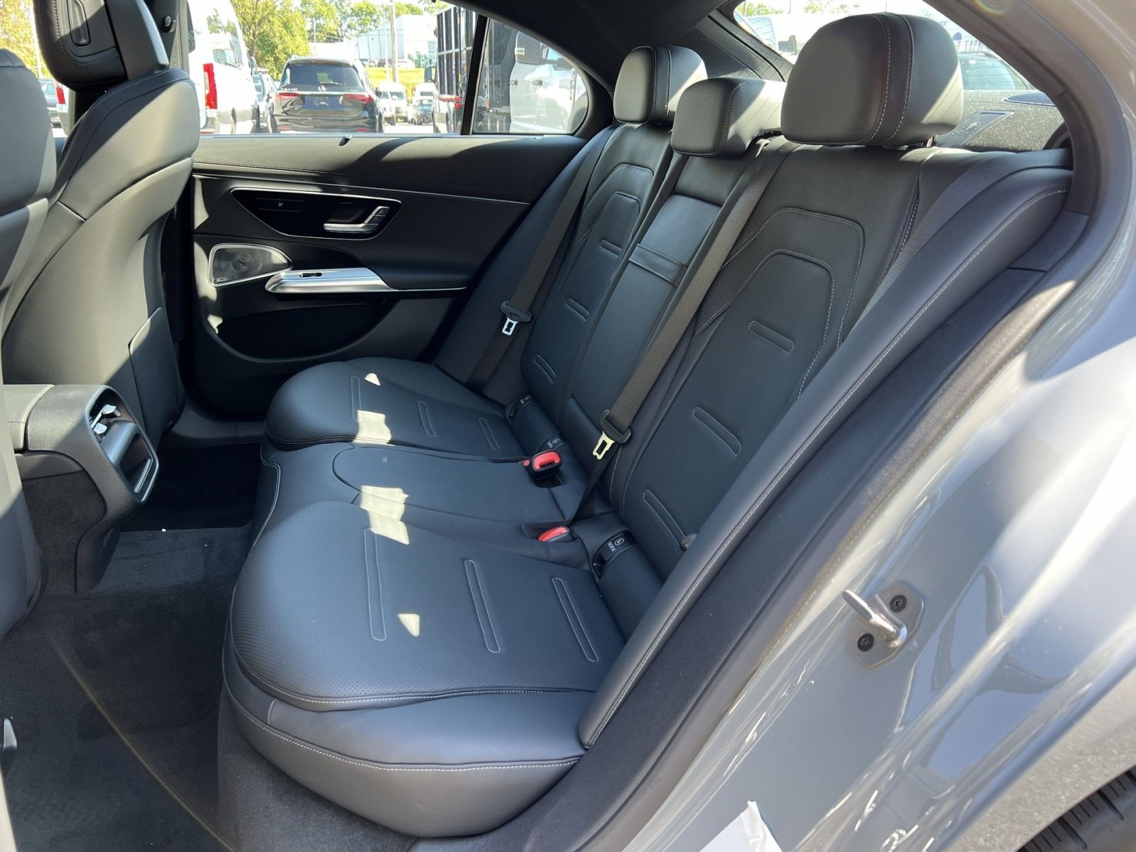 New 2026 Mercedes-Benz E 53 AMG e 4MATIC Sedan image 23