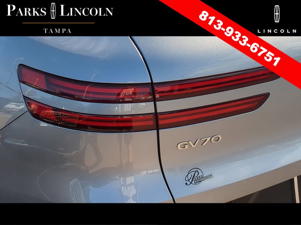 Used 2023 Genesis GV70 2.5T w/ Sport Prestige Package AWD/4WD image 7
