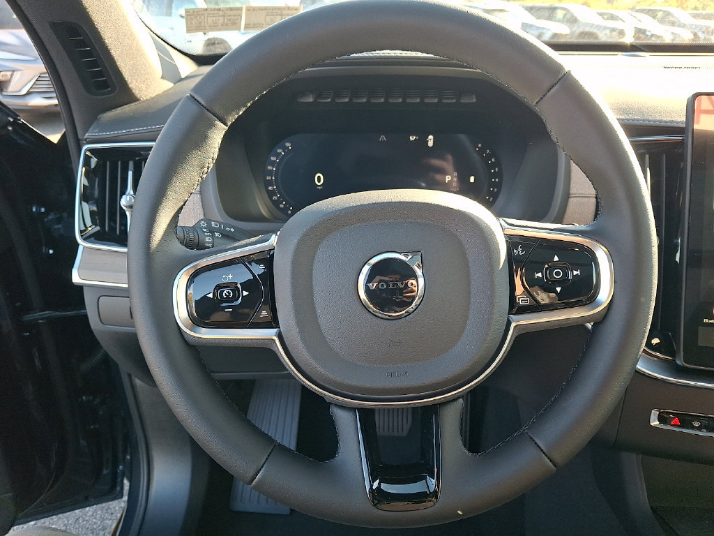 New 2027 Volvo XC90 B6 Plus AWD/4WD image 17