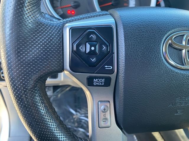 Used 2015 Toyota Tacoma 4x4 Access Cab V6 w/ Convenience Package image 19