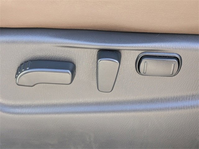 Used 2019 Nissan Armada Platinum w/ Captain's Chairs Package image 17