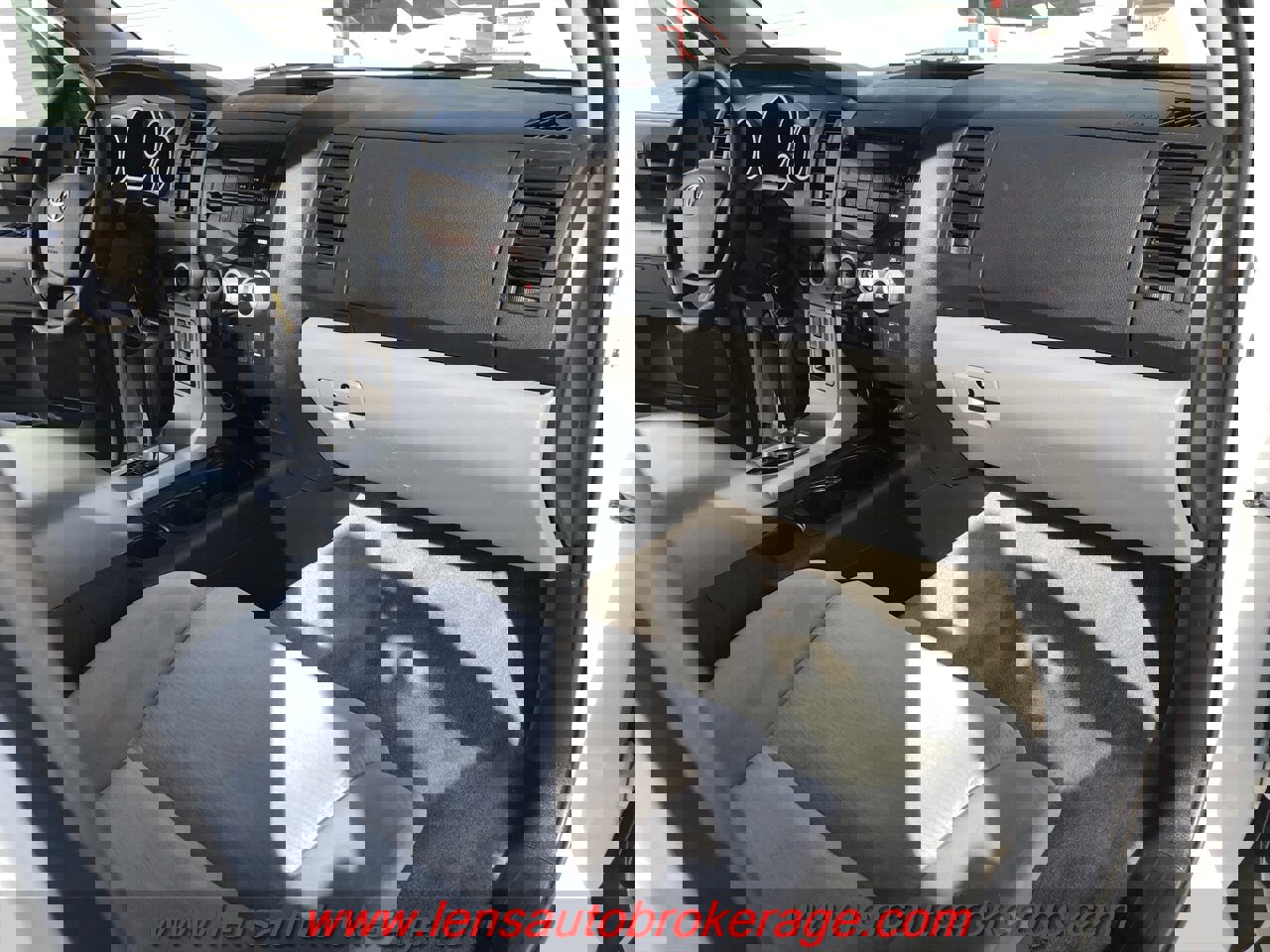 Used 2008 Toyota Sequoia SR5 image 23
