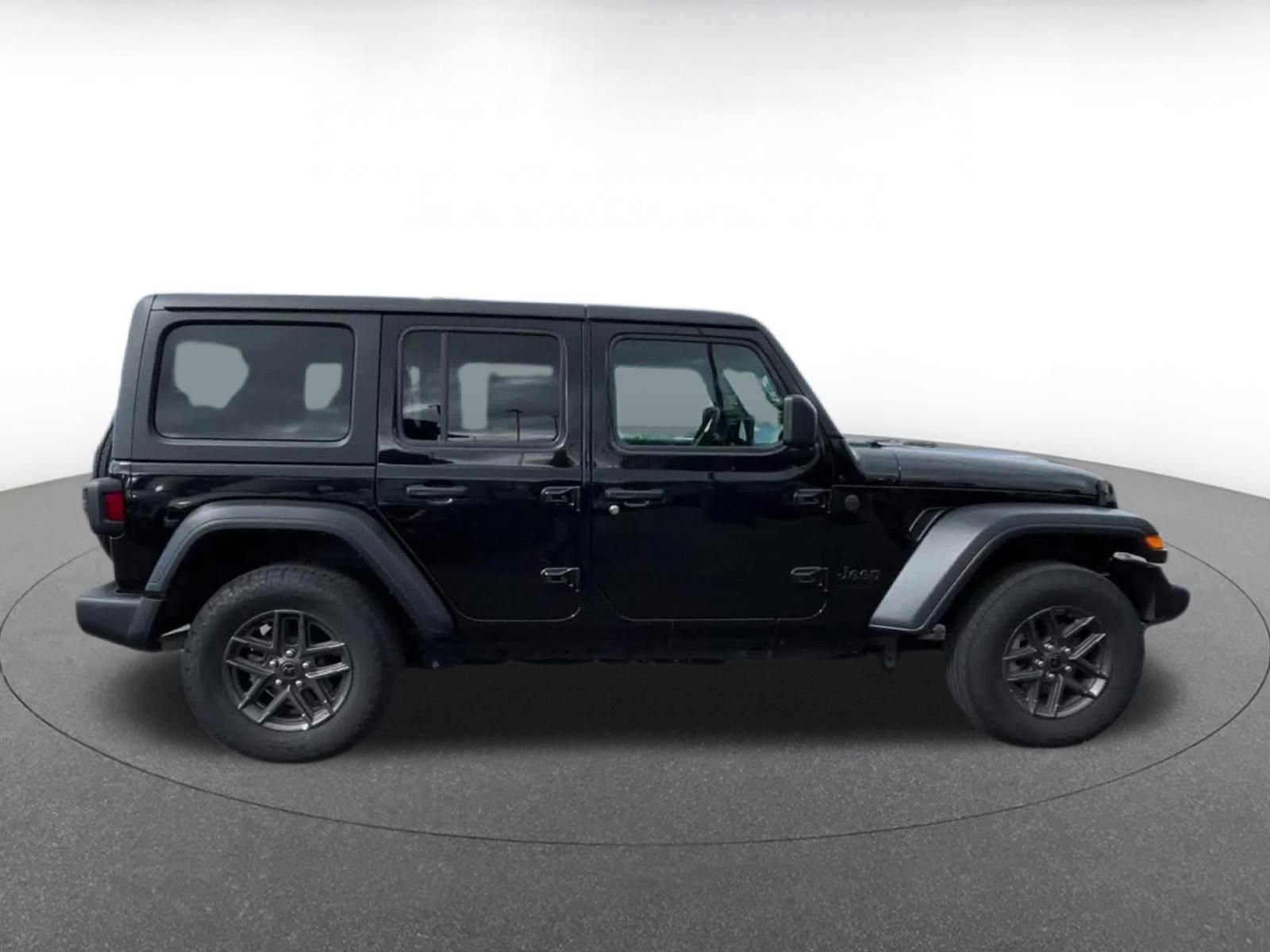 Used 2025 Jeep Wrangler Unlimited Sport AWD/4WD image 15