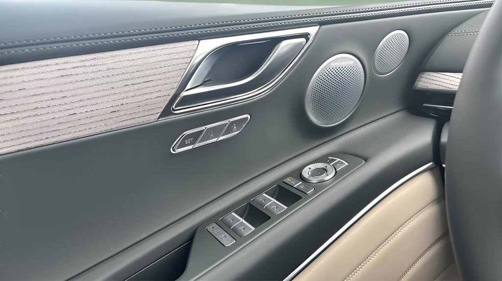 New 2026 Genesis GV80 2.5T Advanced image 16