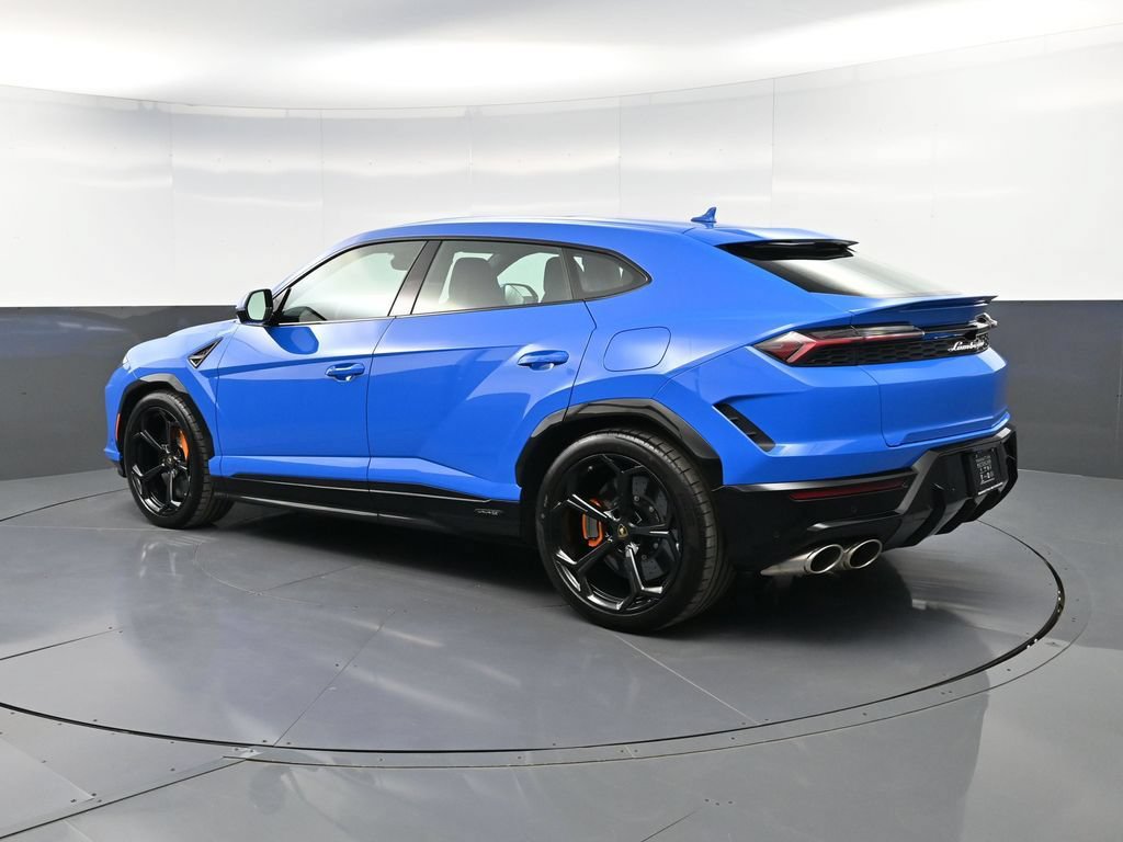 Used 2025 Lamborghini Urus SE AWD/4WD image 3