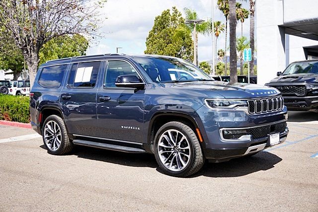 Used 2023 Jeep Wagoneer Series II w/ Premium Group I AWD/4WD image 6