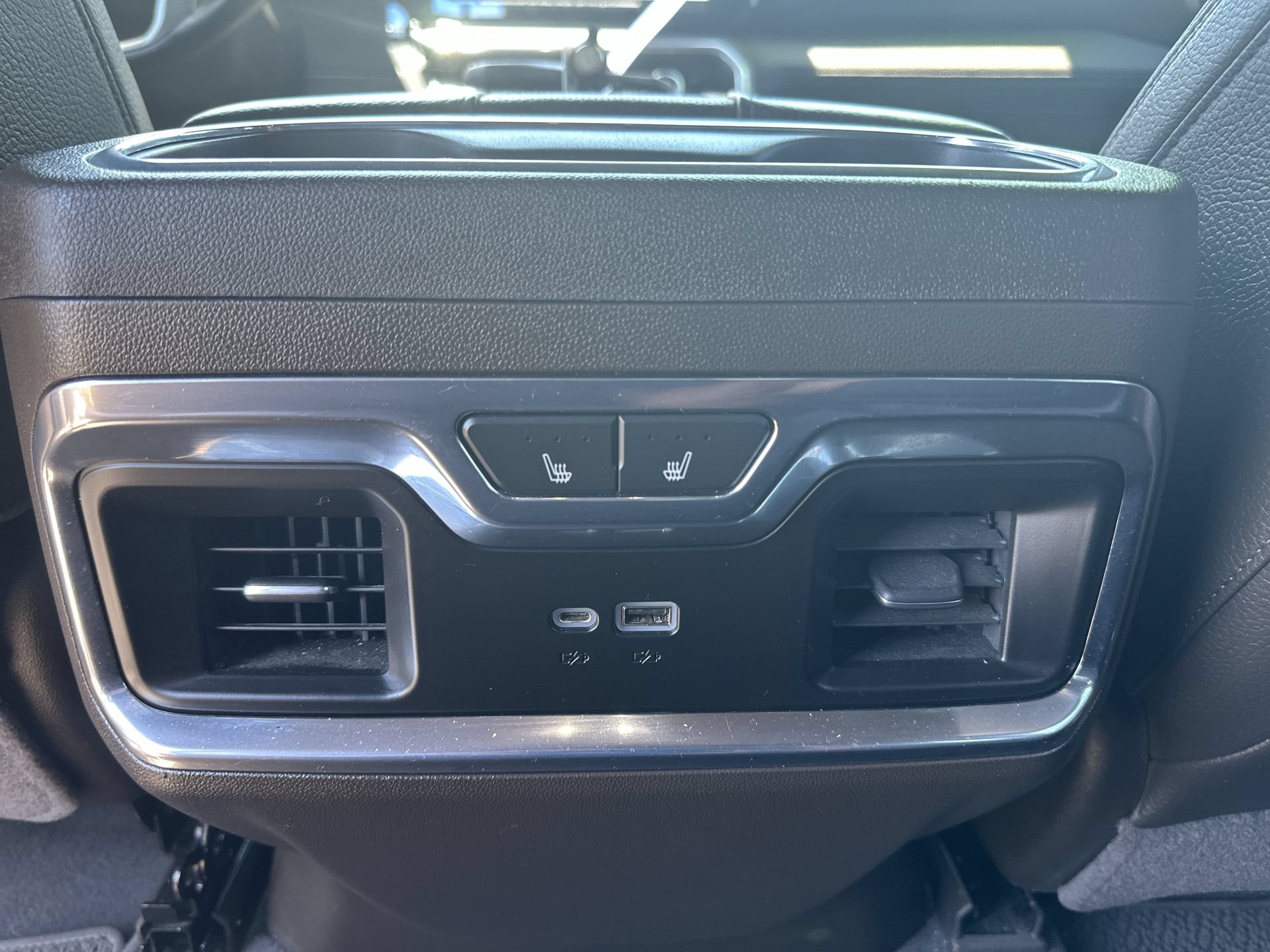 Used 2023 GMC Sierra 1500 Denali AWD/4WD image 34