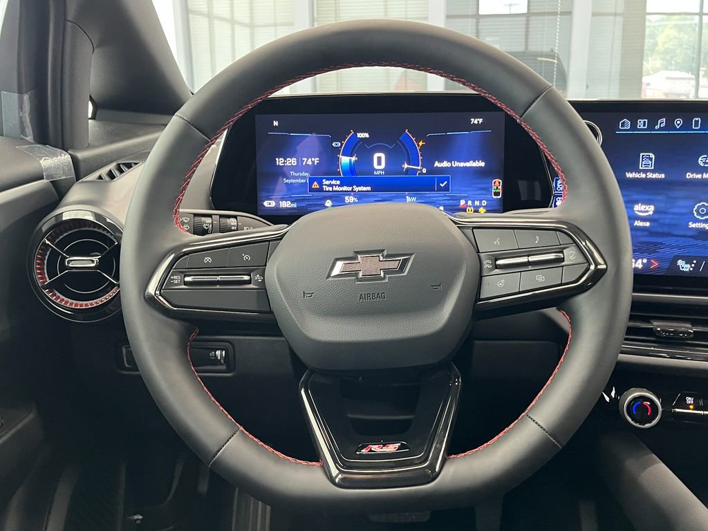 Used 2025 Chevrolet Equinox EV RS image 18