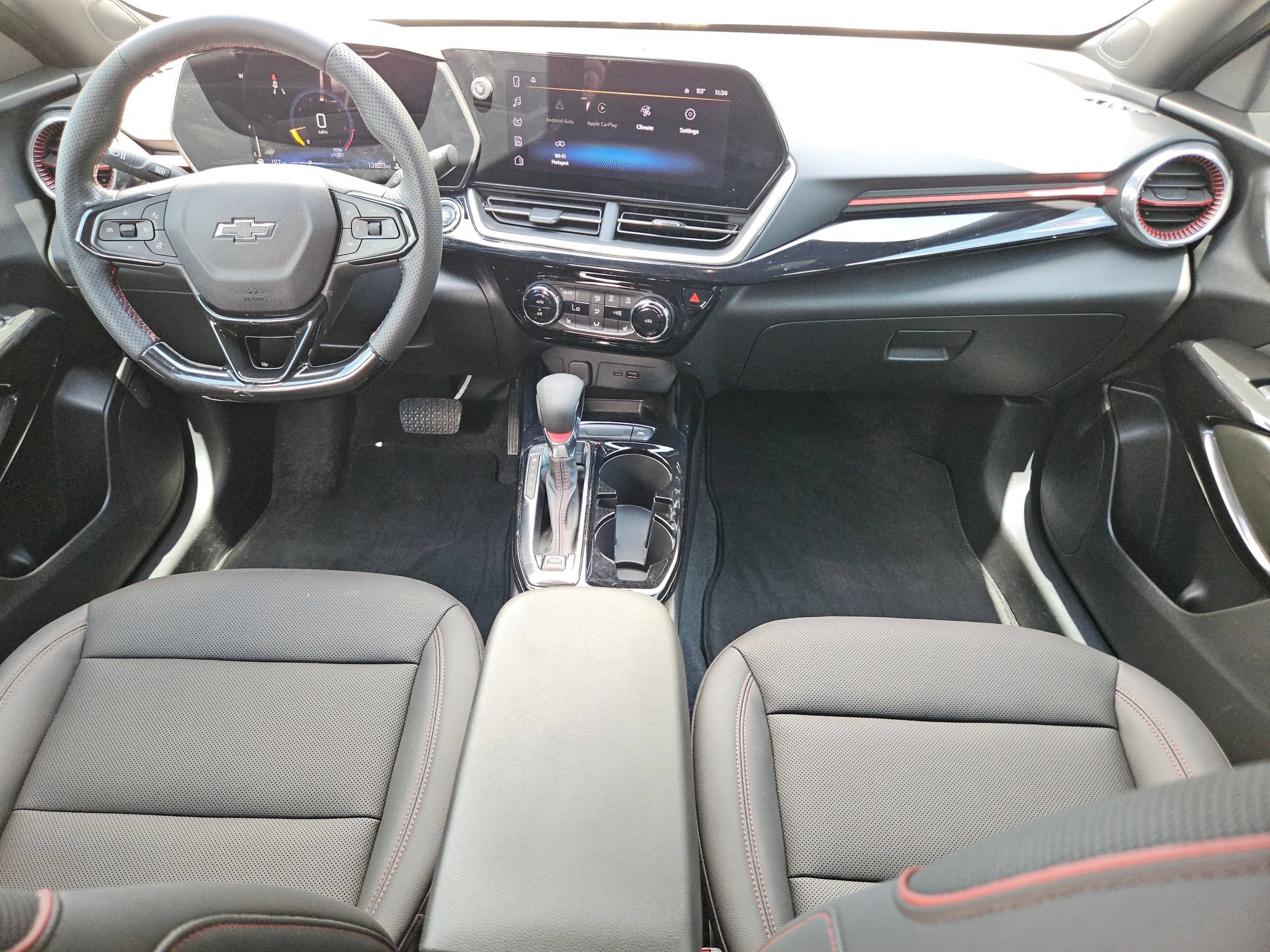 Used 2024 Chevrolet Trax RS w/ Sunroof Package FWD image 16