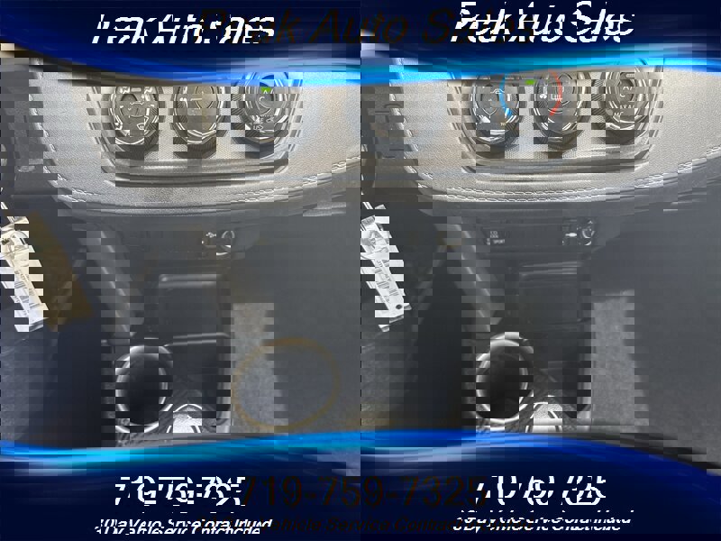 Used 2015 Toyota RAV4 LE image 19