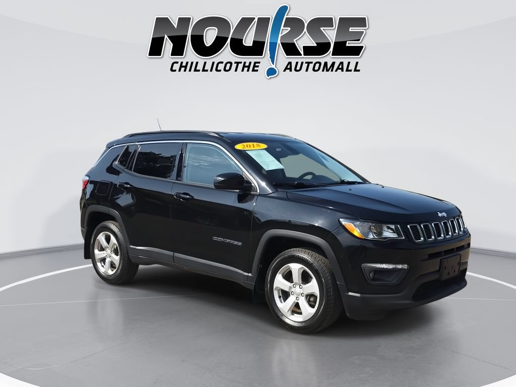 Used 2018 Jeep Compass Latitude w/ Popular Equipment Group AWD/4WD image 2