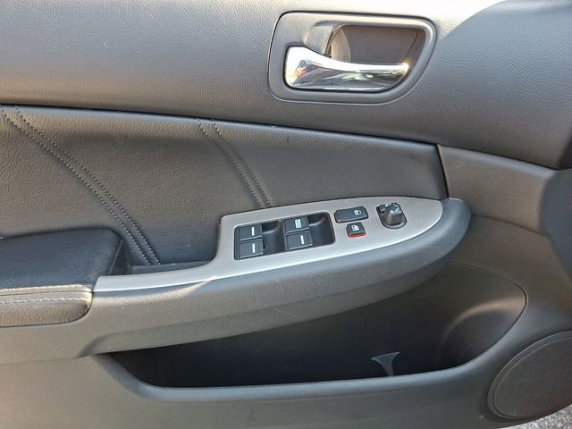 Used 2006 Honda Accord EX-L image 18