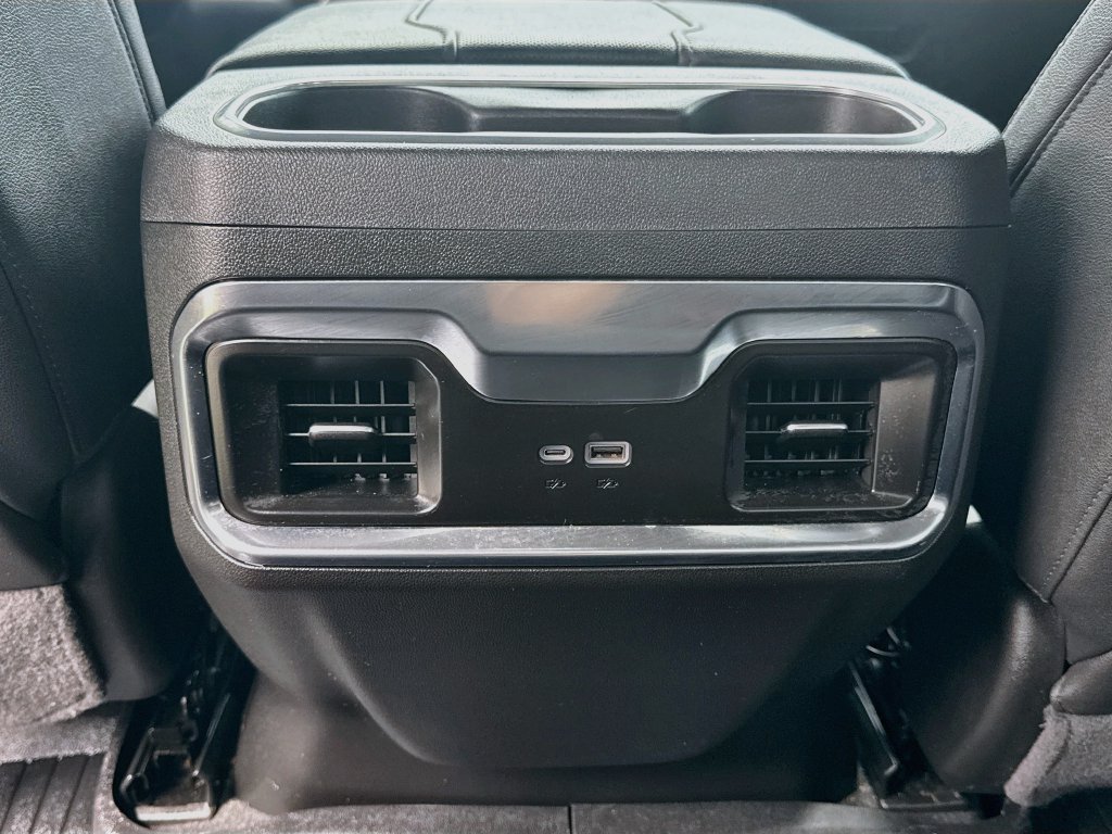 Used 2024 Chevrolet Silverado 1500 LTZ AWD/4WD image 28