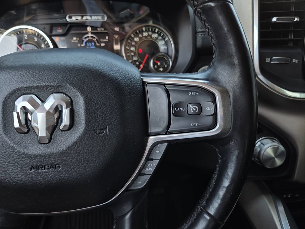 Used 2019 RAM 1500 Laramie RWD image 28