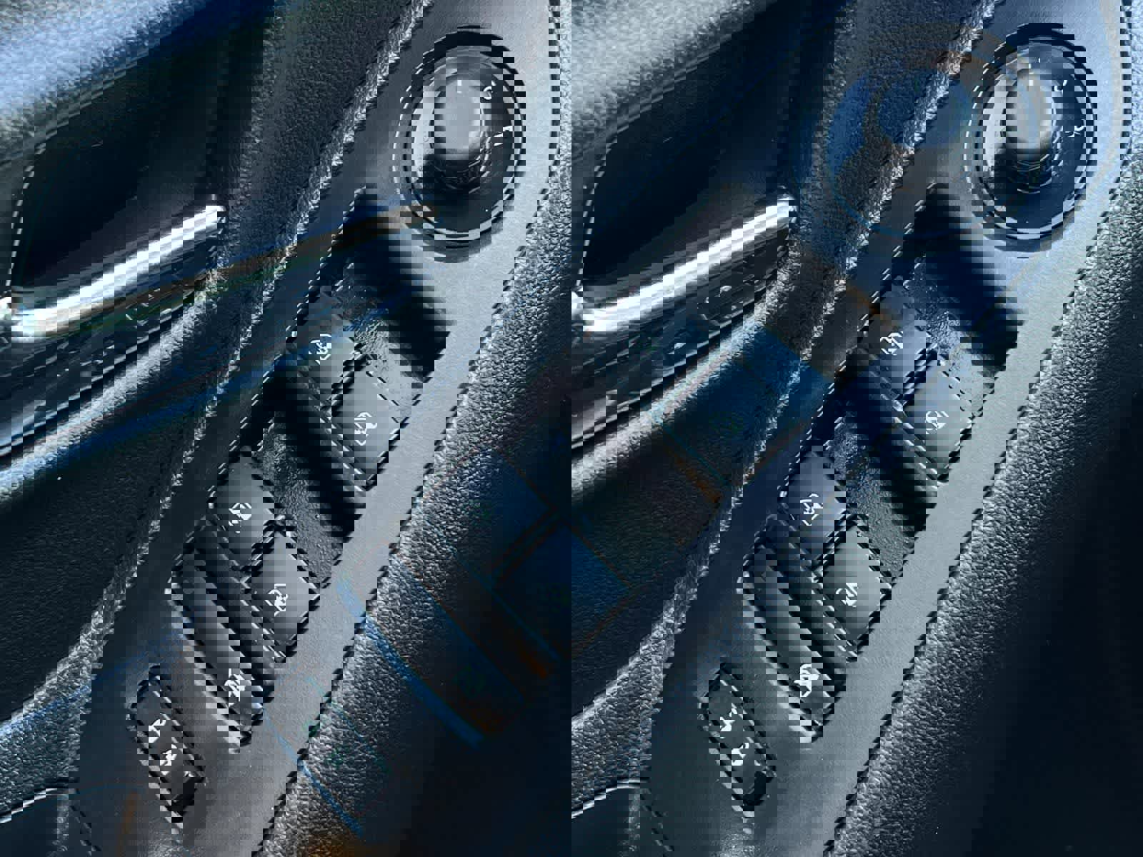 Used 2020 Chevrolet Trax LT image 14