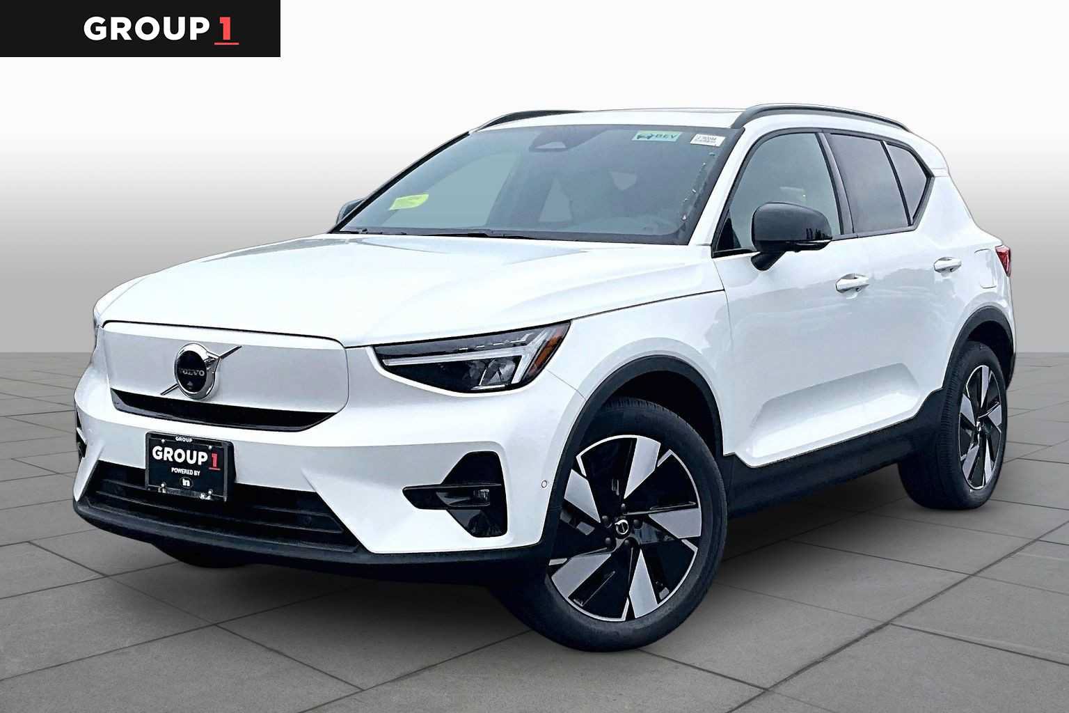 New 2026 Volvo EX40 Plus w/ Climate Package AWD/4WD image 1