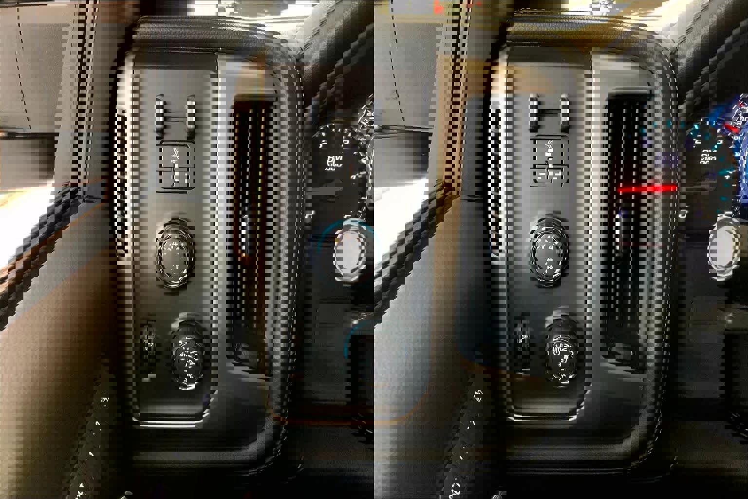 Used 2019 GMC Sierra 2500 Denali w/ Duramax Plus Package image 33