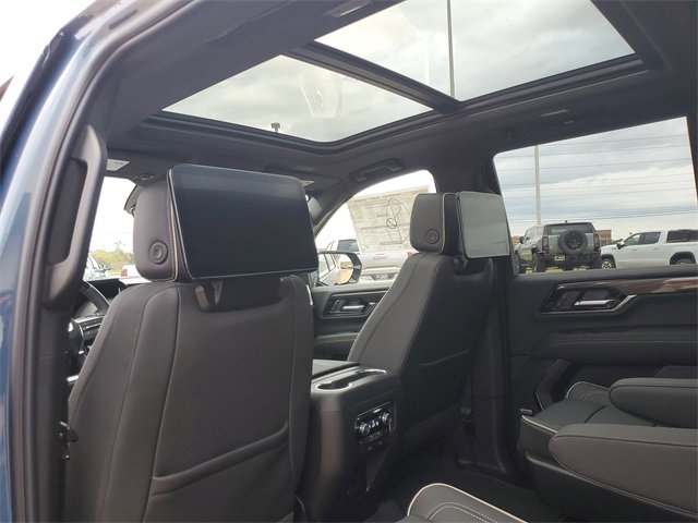 New 2026 GMC Yukon Elevation w/ Elevation Premium Package image 10