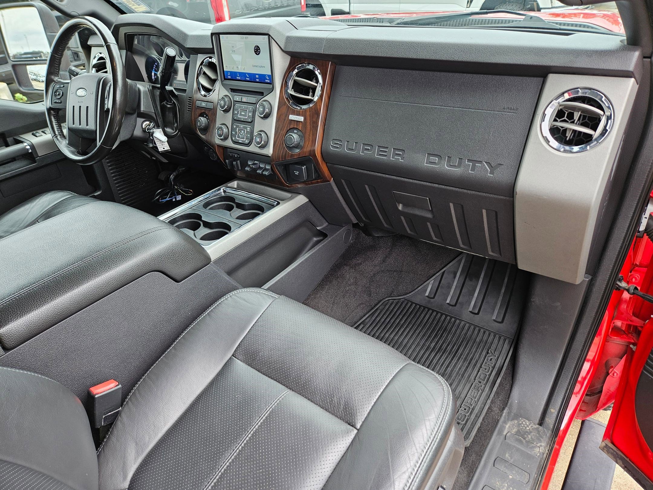 Used 2016 Ford F250 Lariat w/ Lariat Interior Package AWD/4WD image 26