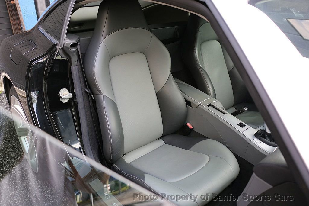 Used 2004 Chrysler Crossfire Coupe RWD image 25