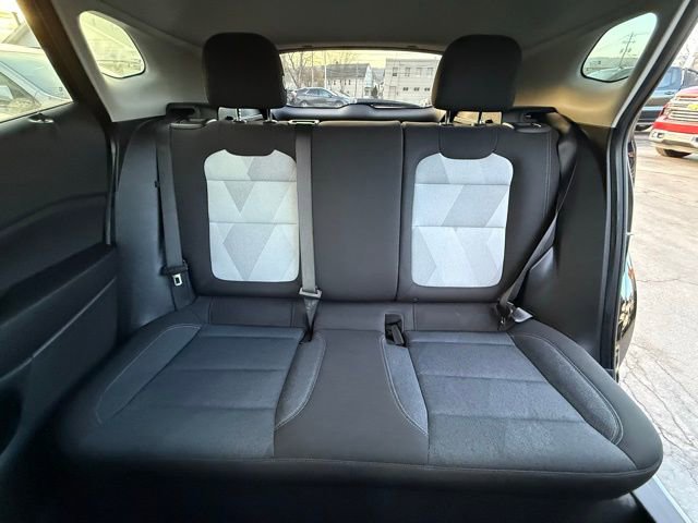 Used 2024 Chevrolet Trax LS w/ LS Convenience Package image 16