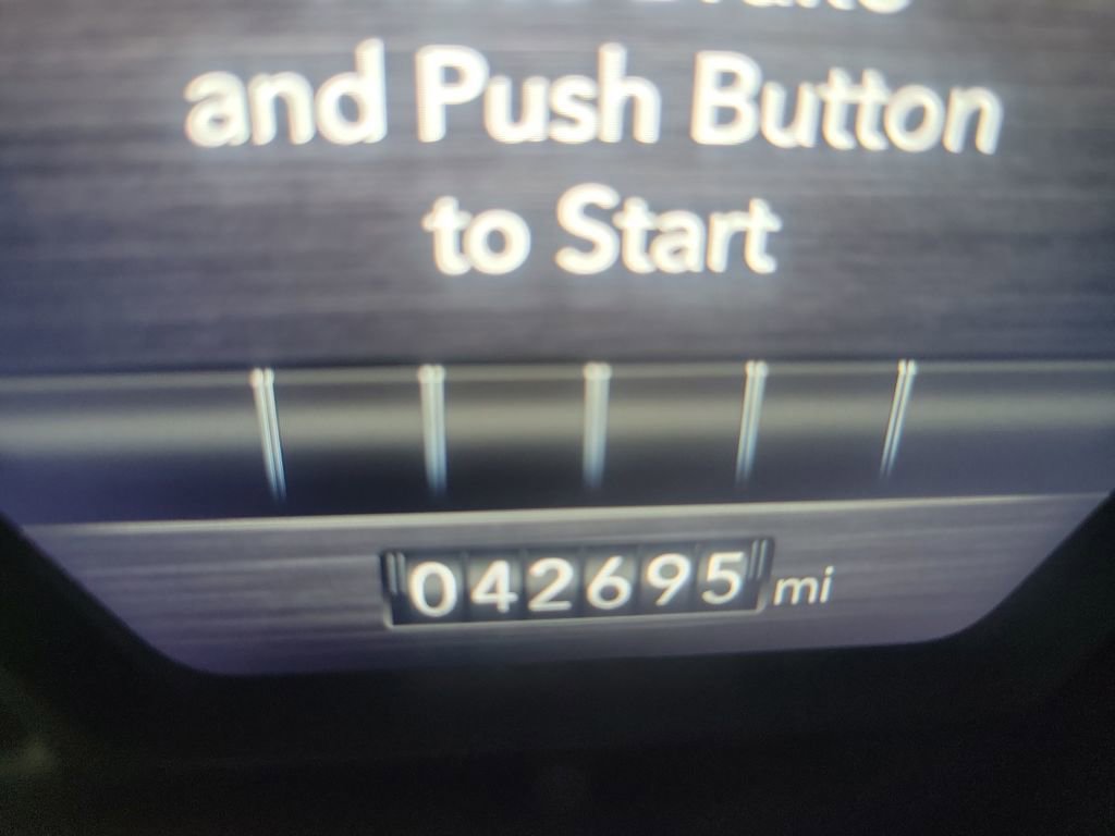 Used 2023 RAM 1500 Laramie image 4