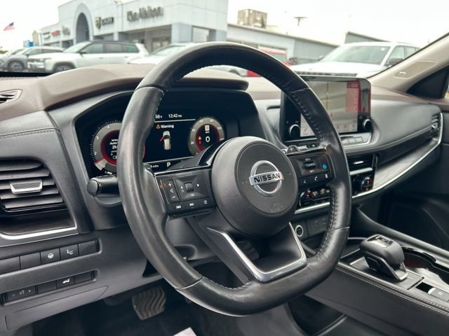 Used 2021 Nissan Rogue Platinum AWD/4WD image 35