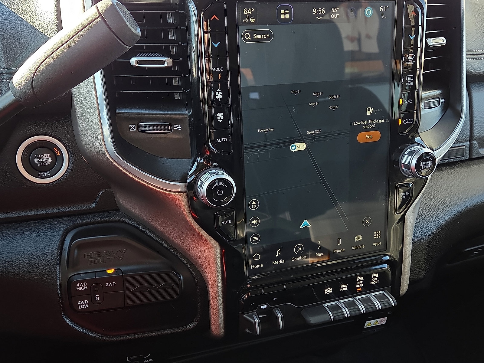 Used 2024 RAM 2500 Laramie image 14