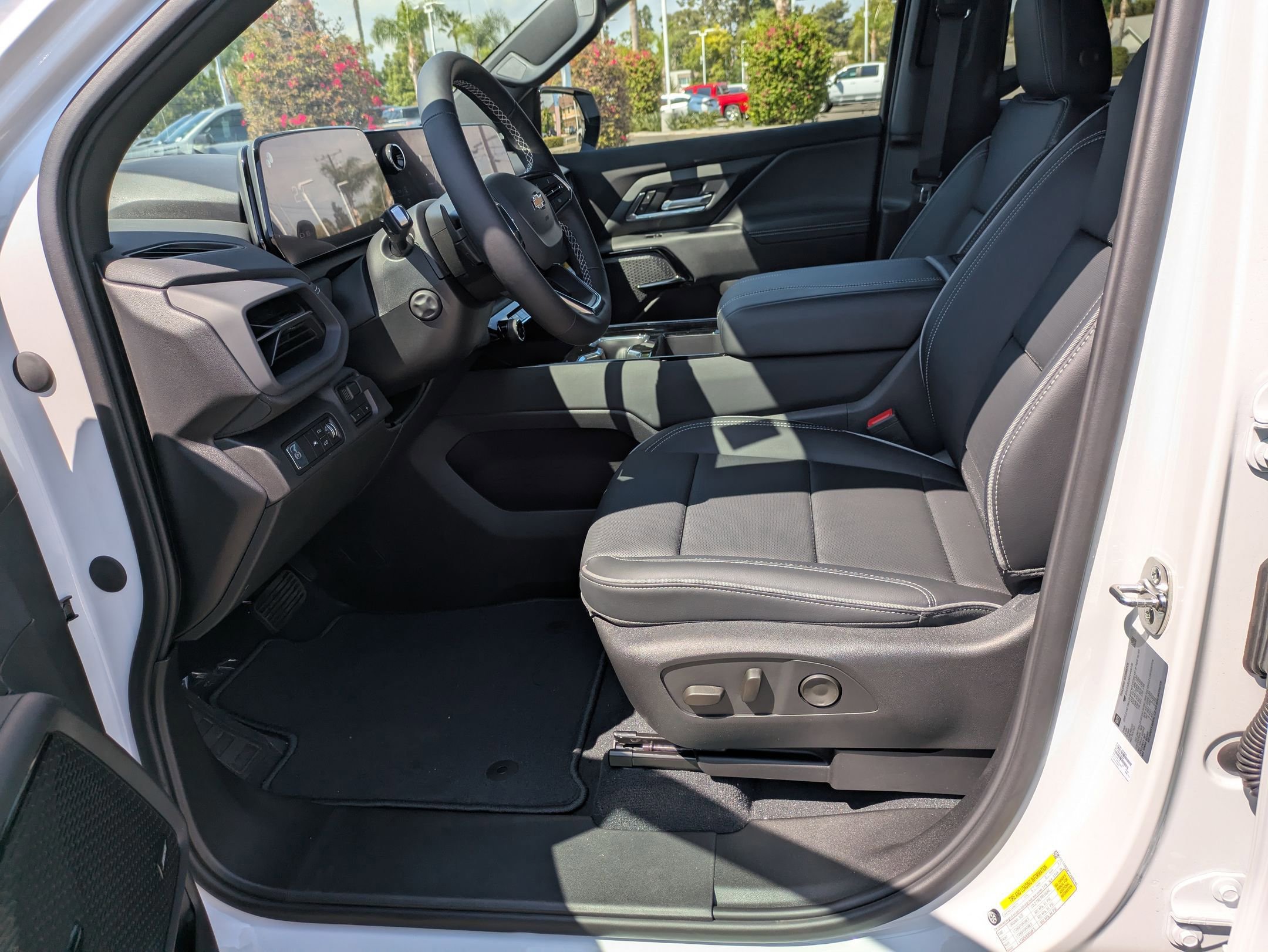 New 2026 Chevrolet Silverado EV LT image 11