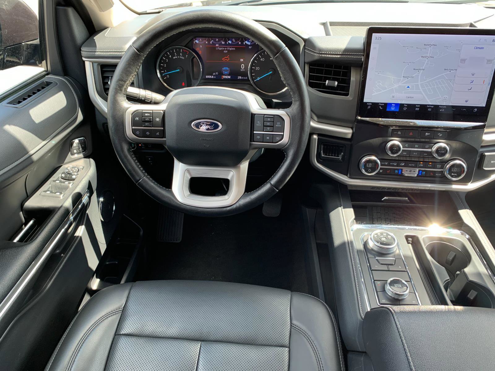 Used 2024 Ford Expedition Max XLT image 29