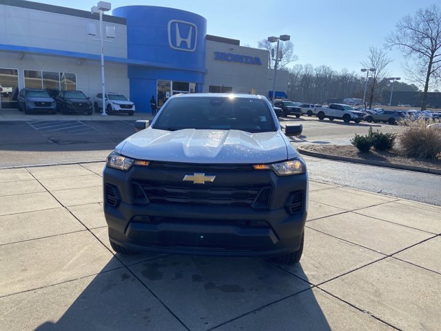 Used 2024 Chevrolet Colorado W/T image 3