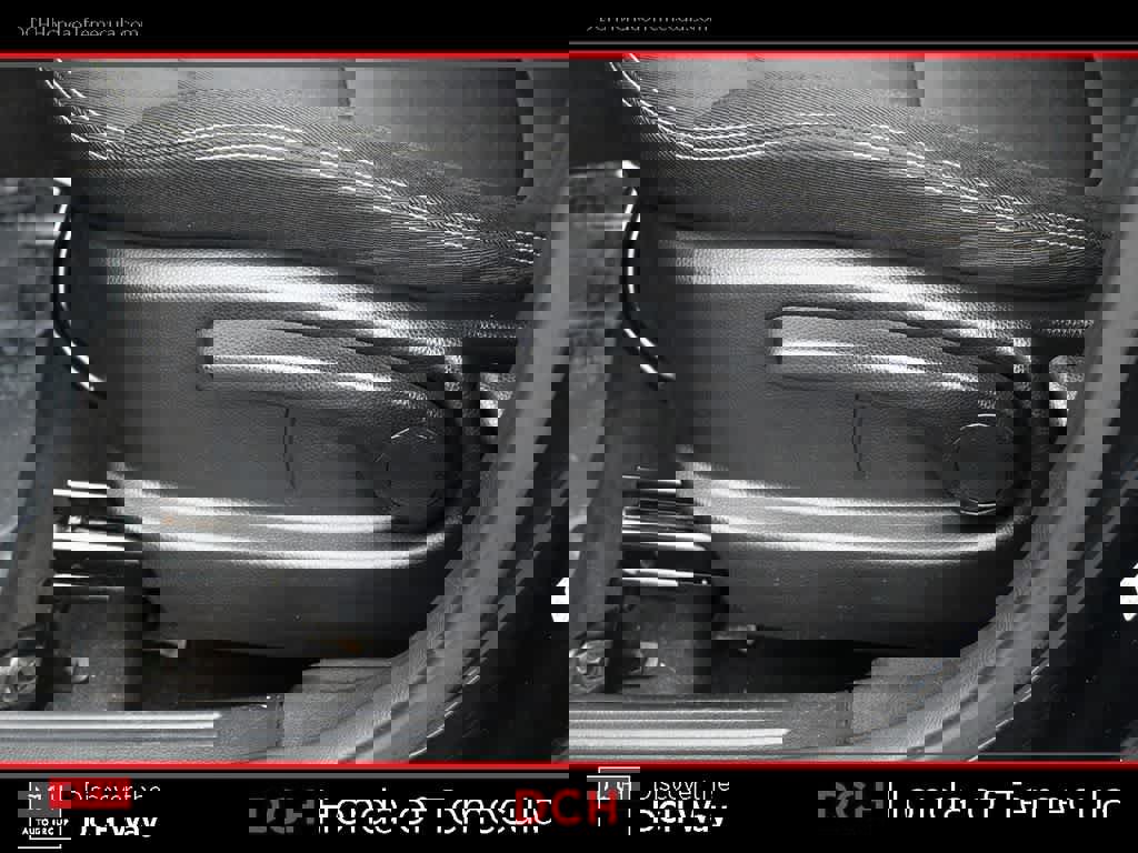 Used 2016 Kia Soul + FWD image 17