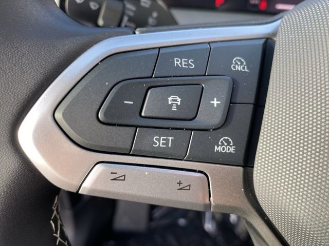 New 2026 Volkswagen Tiguan SE image 28