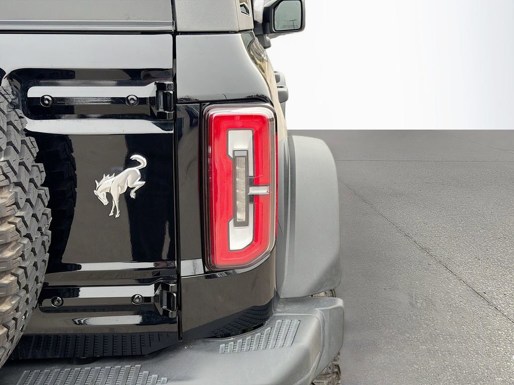 Used 2024 Ford Bronco Everglades image 12