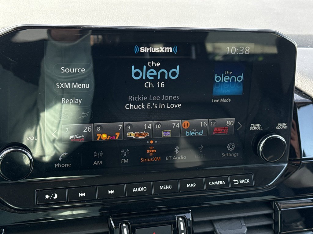 Certified 2023 Nissan Pathfinder SL w/ Lighting Package (N92) image 18