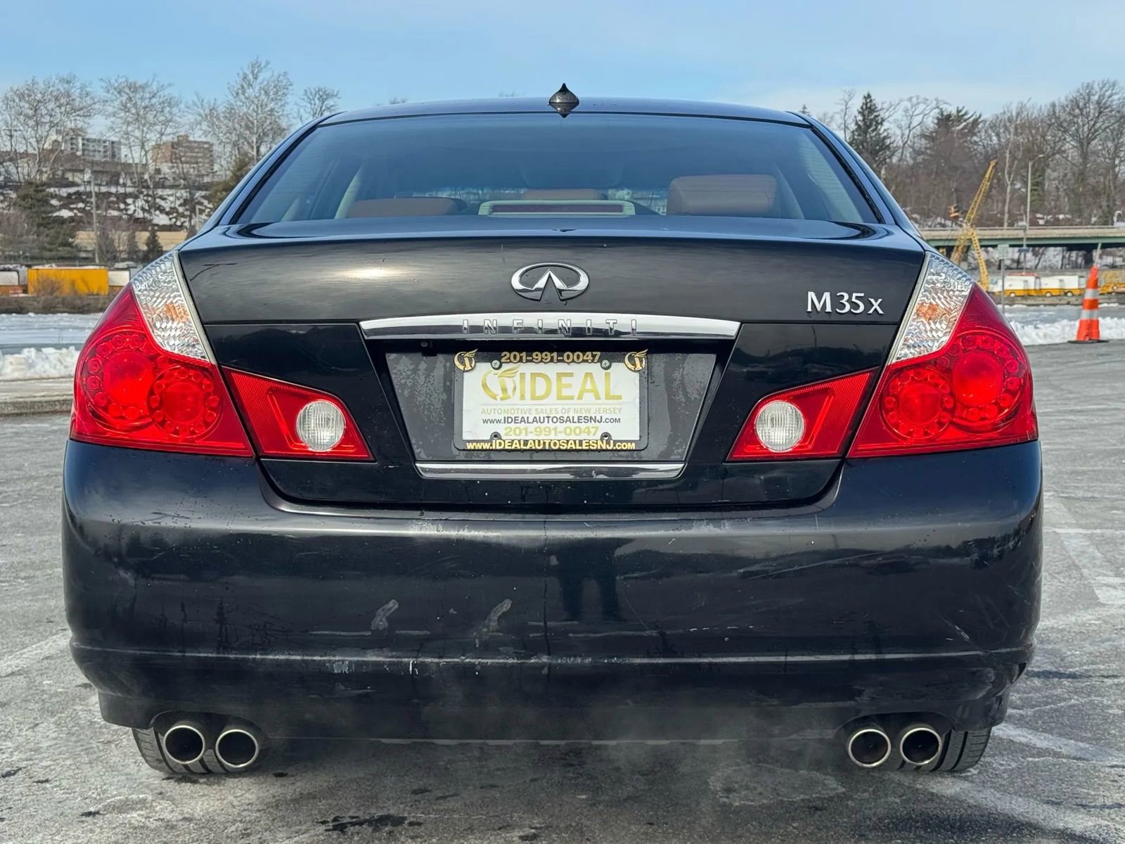 Used 2007 INFINITI M35 x w/ Technology Pkg image 5