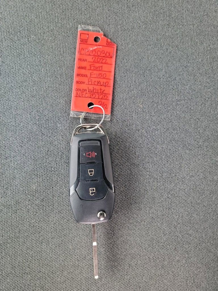 Used 2022 Ford F150 XLT w/ XTR Package image 30