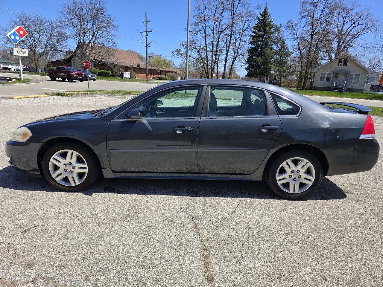 Used 2010 Chevrolet Impala LT w/ Luxury Edition Package FWD image 3