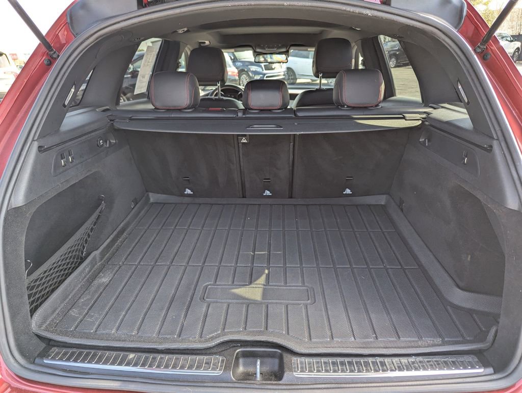 Used 2018 Mercedes-Benz GLC 43 AMG 4MATIC image 7