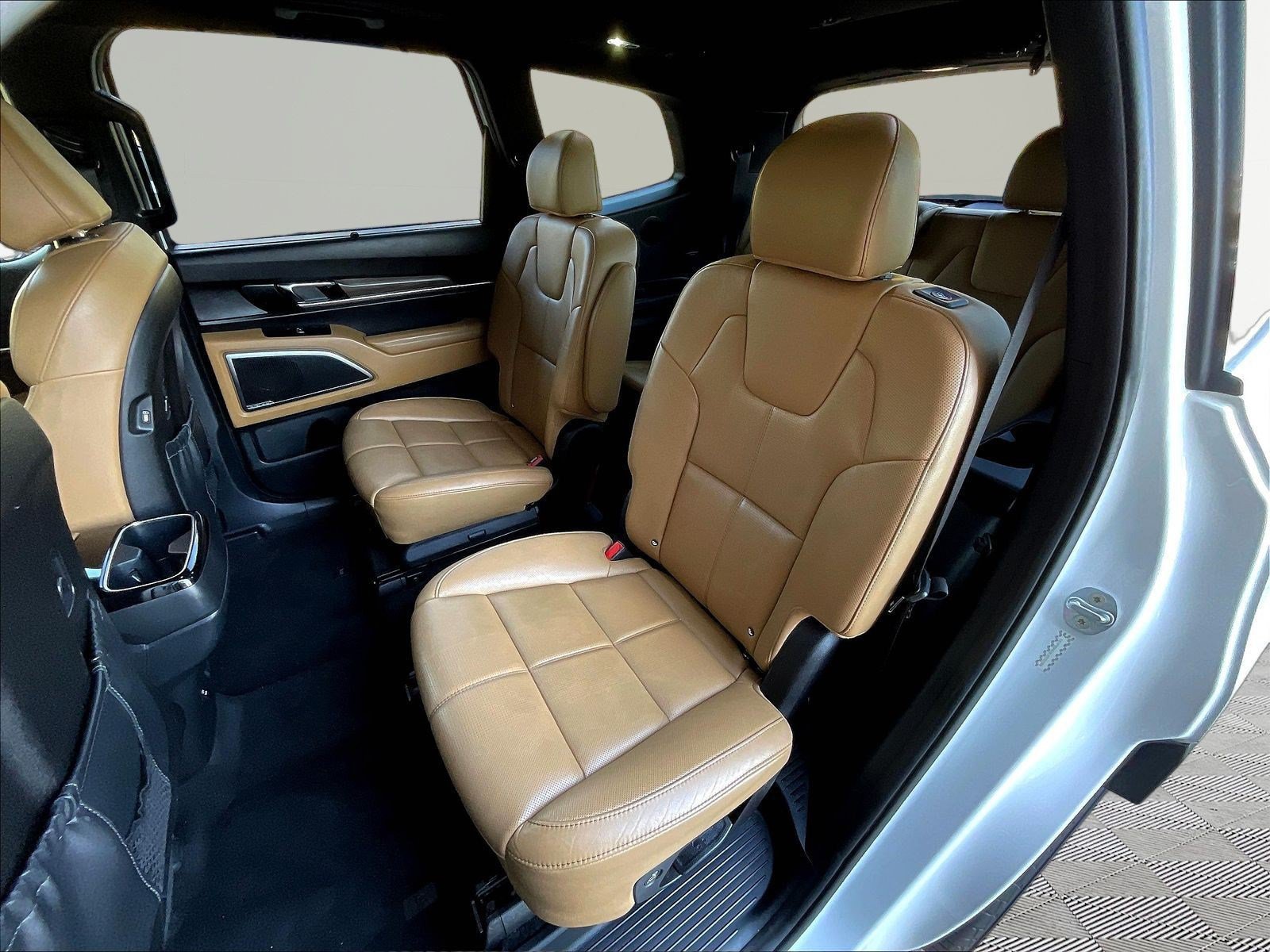 Used 2020 Kia Telluride SX w/ Towing Package AWD/4WD image 22