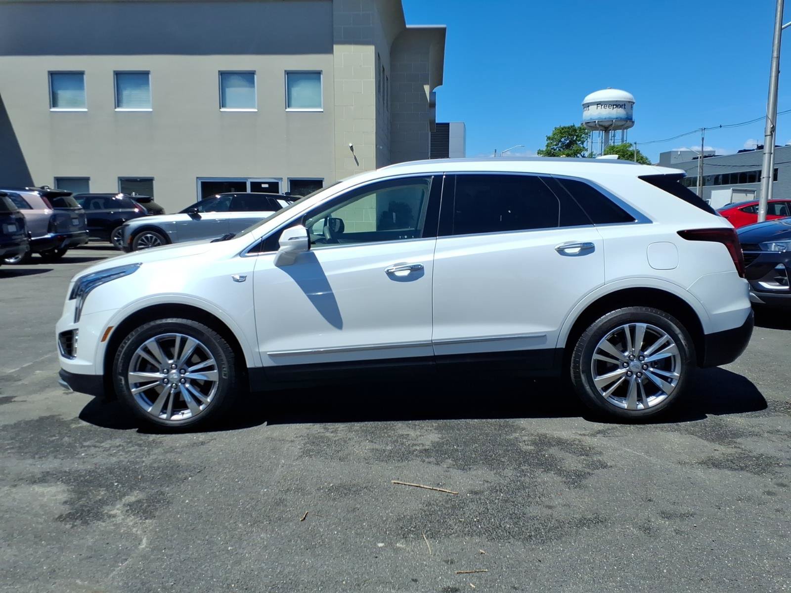 Certified 2023 Cadillac XT5 Premium Luxury AWD/4WD image 8