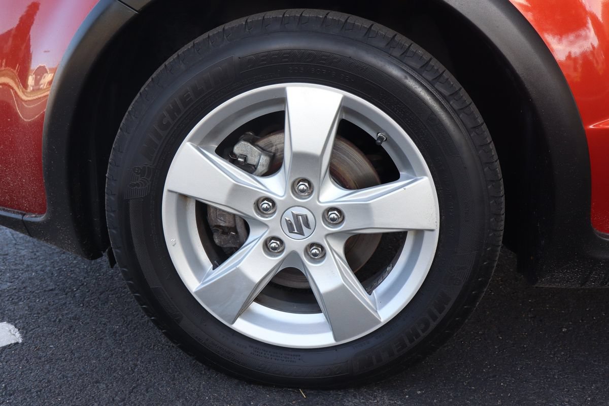 Used 2010 Suzuki SX4 Touring AWD/4WD image 40